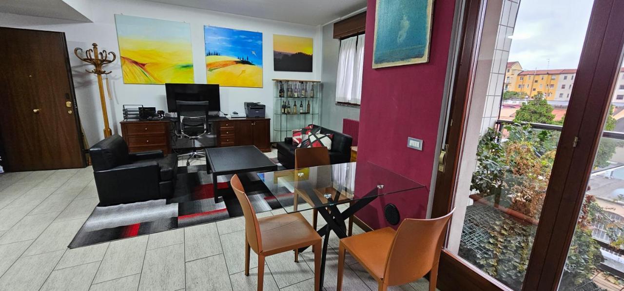 Milan Condo Ideal For Families,Pets,Business Exteriör bild